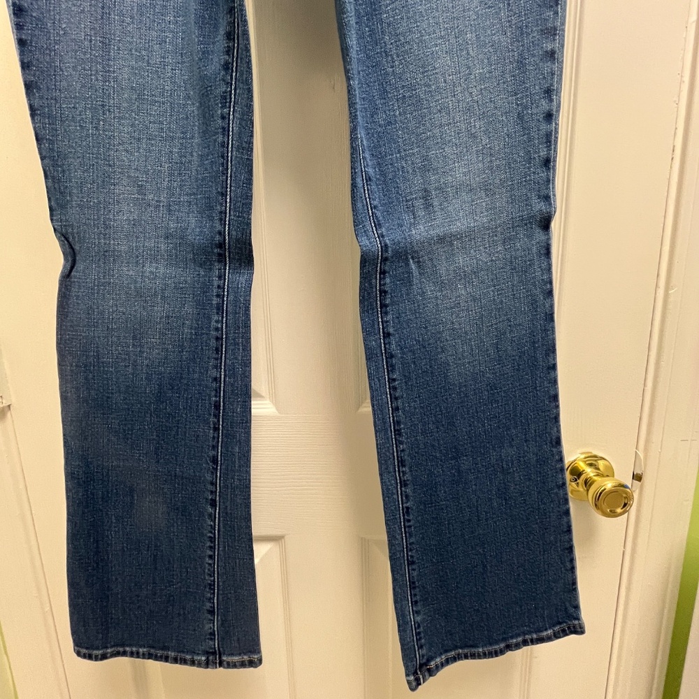 Women's Levi's 515 Embroidered Bootcut, WINE R TAG, 6 x 30.5L - Picture 3 of 14